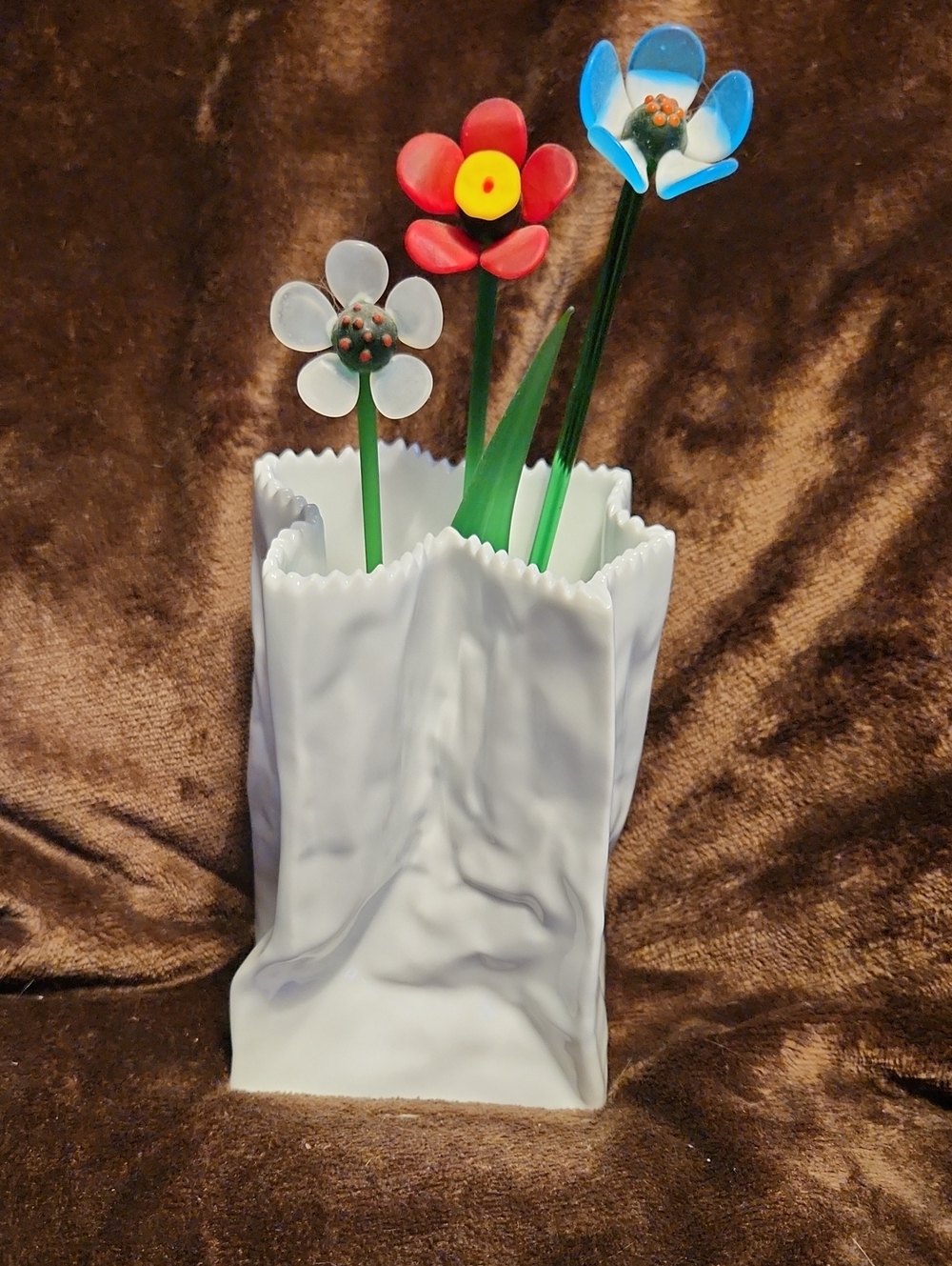 Rosenthal Vintage 1970's White Gerold Porzellan Piece Paperbag Vase